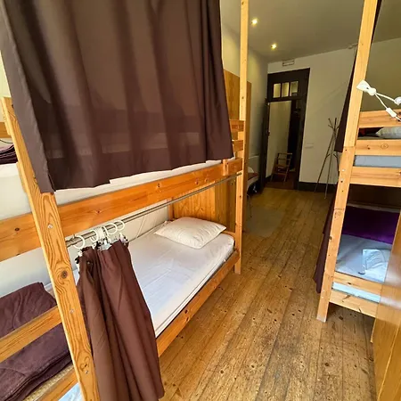 O Caldeirao Hostel