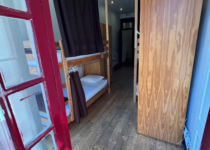 Hostel O Caldeirao *